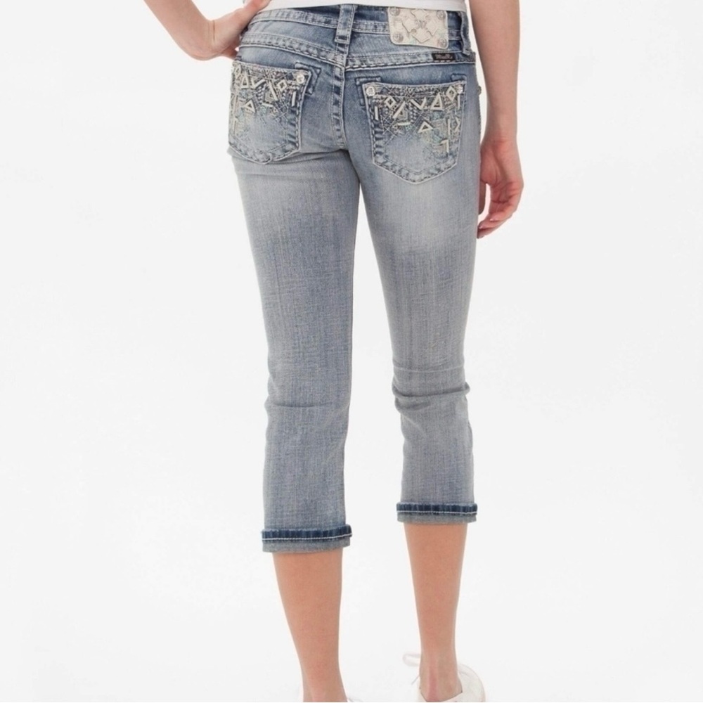Miss Me Signature Cropped jeans geometric embroidered pockets rhinestones Y2K - Picture 2 of 15